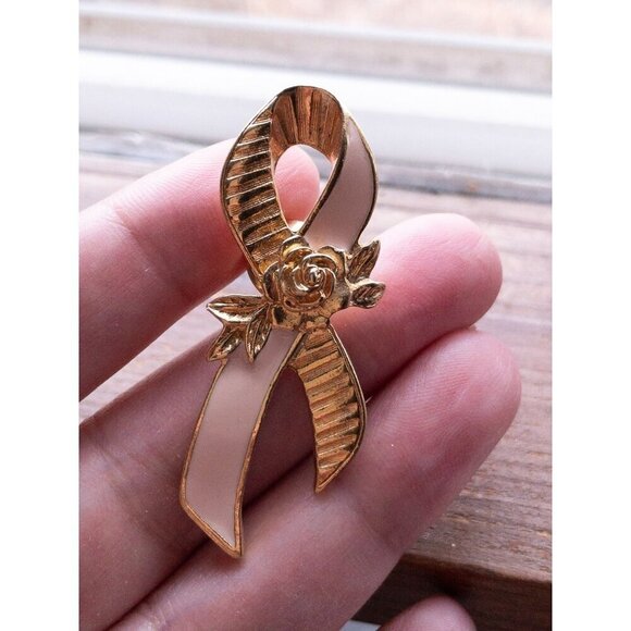 Vintage Avon Gold-Tone & Cream Enamel Ribbon Rose Brooch Pin Jewelry - Picture 1 of 5